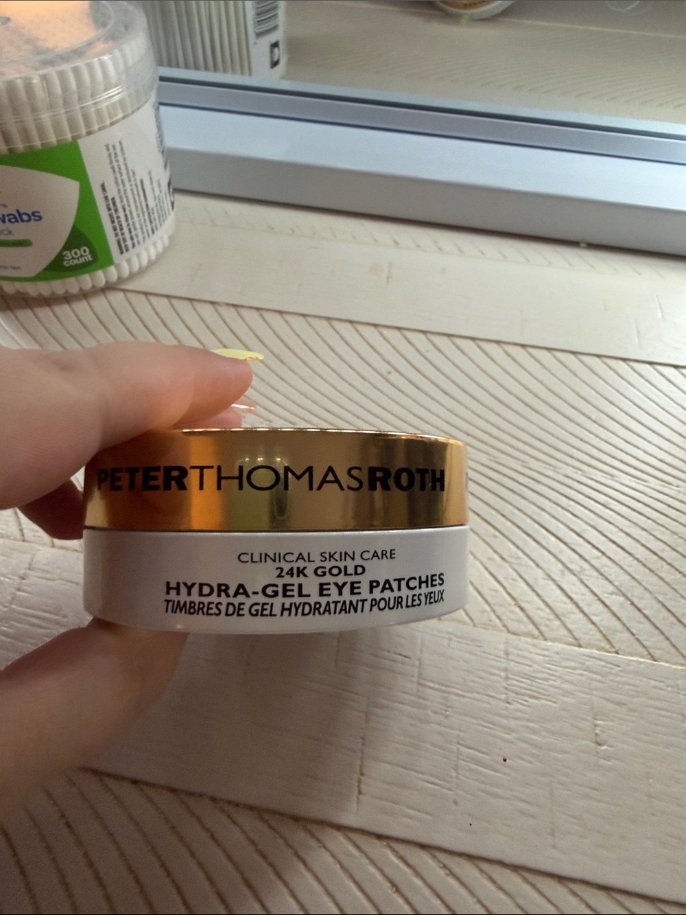 Peter Thomas Roth Gold and White Hydra-Gel Eye Patches